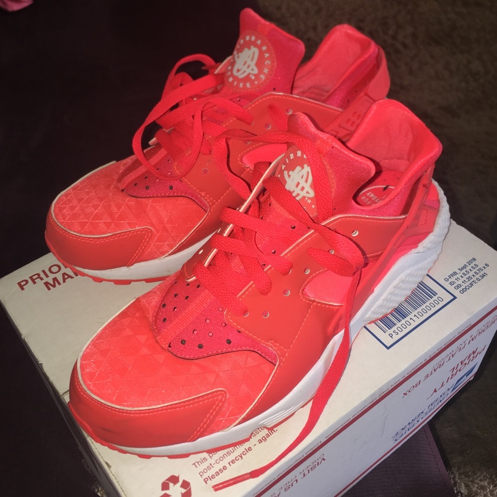 Women’s Air Huarache Run